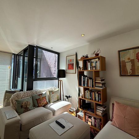 Apartamento Artistic 1Bd Flat In The Heart Of Hackney Londres Exterior foto